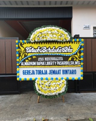 Papan Bunga Duka di Mengwi